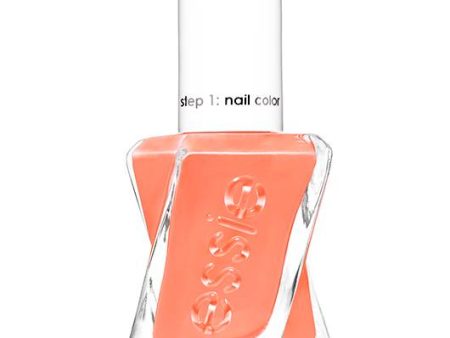 Essie - Looks to Thrill Online